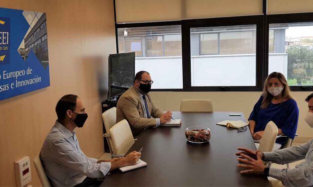 Javier Bello pone en marcha una línea de contacto directo con CEEI Bahía de Cádiz