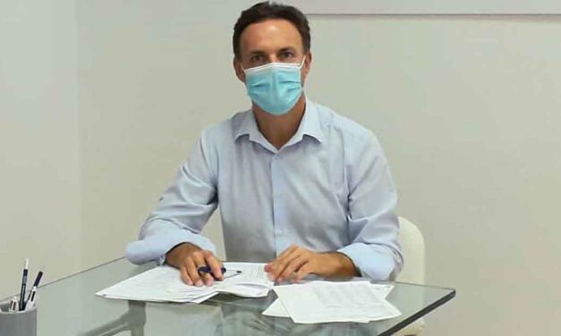 De la Encina pone en valor las 22.568 mascarillas donadas por el Gobierno para el inicio del curso