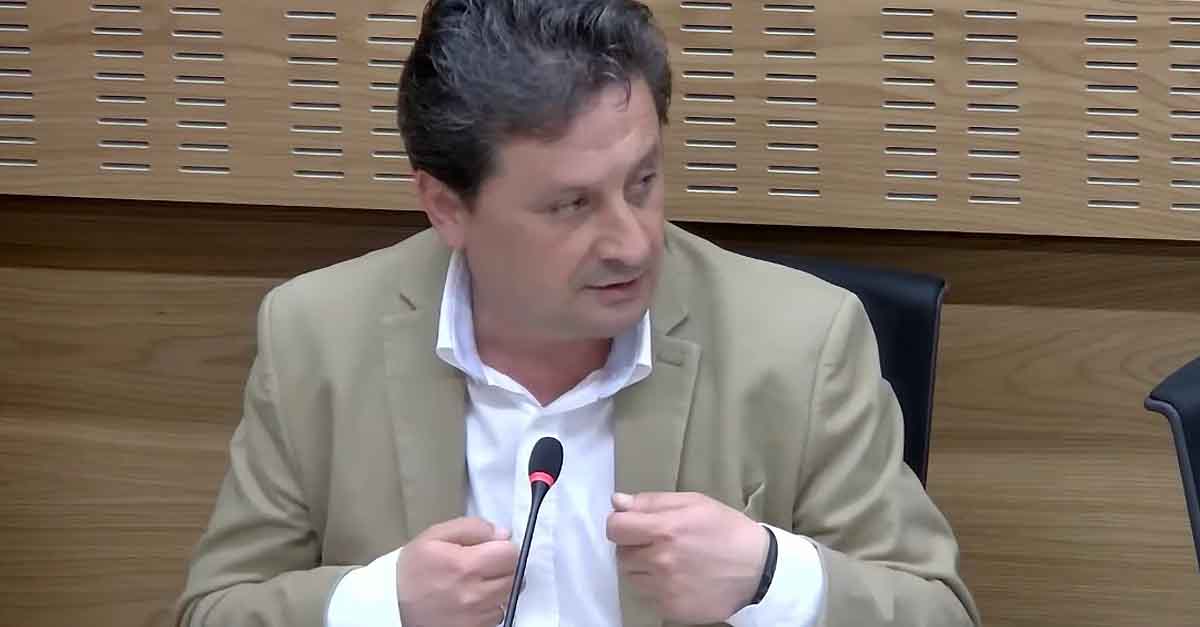 Vox saca adelante tres de sus cuatro mociones presentadas al Pleno