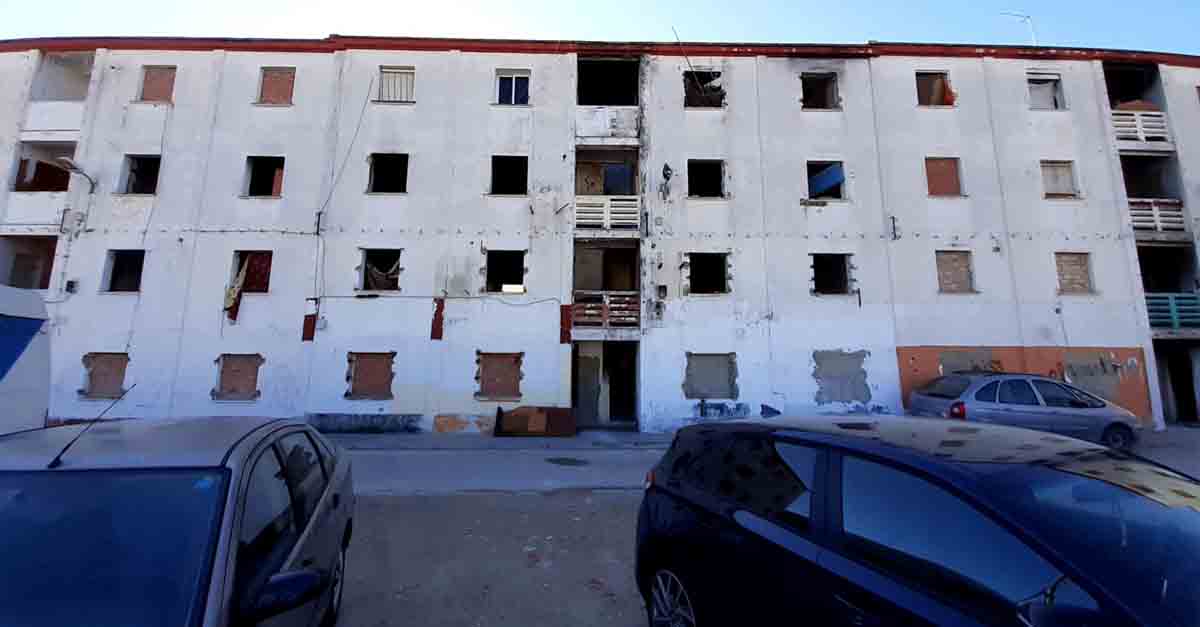La Junta licita la demolición de dos bloques más en la barriada de José Antonio