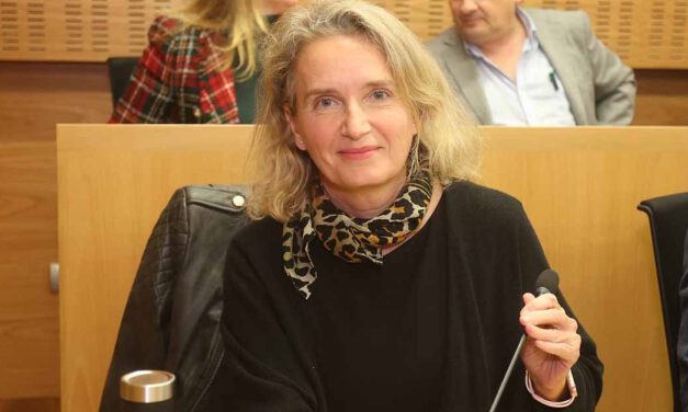 Lola Campos acude a Madrid para participar en el encuentro nacional de refundación de Cs