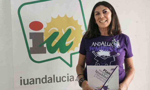 IU denuncia el uso de publicidad sexista en El Puerto