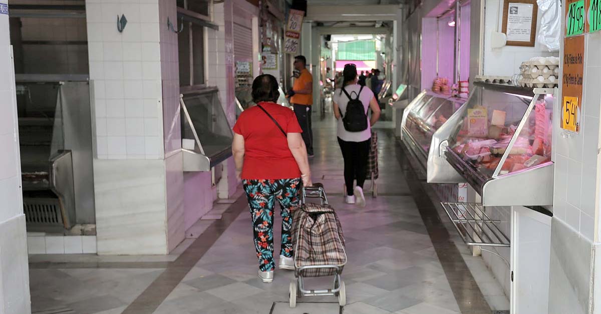 El Mercado de Abastos permanecerá abierto el sábado 15 de agosto