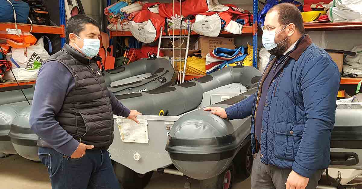 Bello destaca el carácter pionero de Actiba Mar & Aventura en el sector del turismo activo