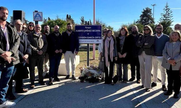 "El Puerto no olvida" inaugurando el Parque Alberto Jiménez Becerril y Ascensión García Ortiz, asesinados por ETA
