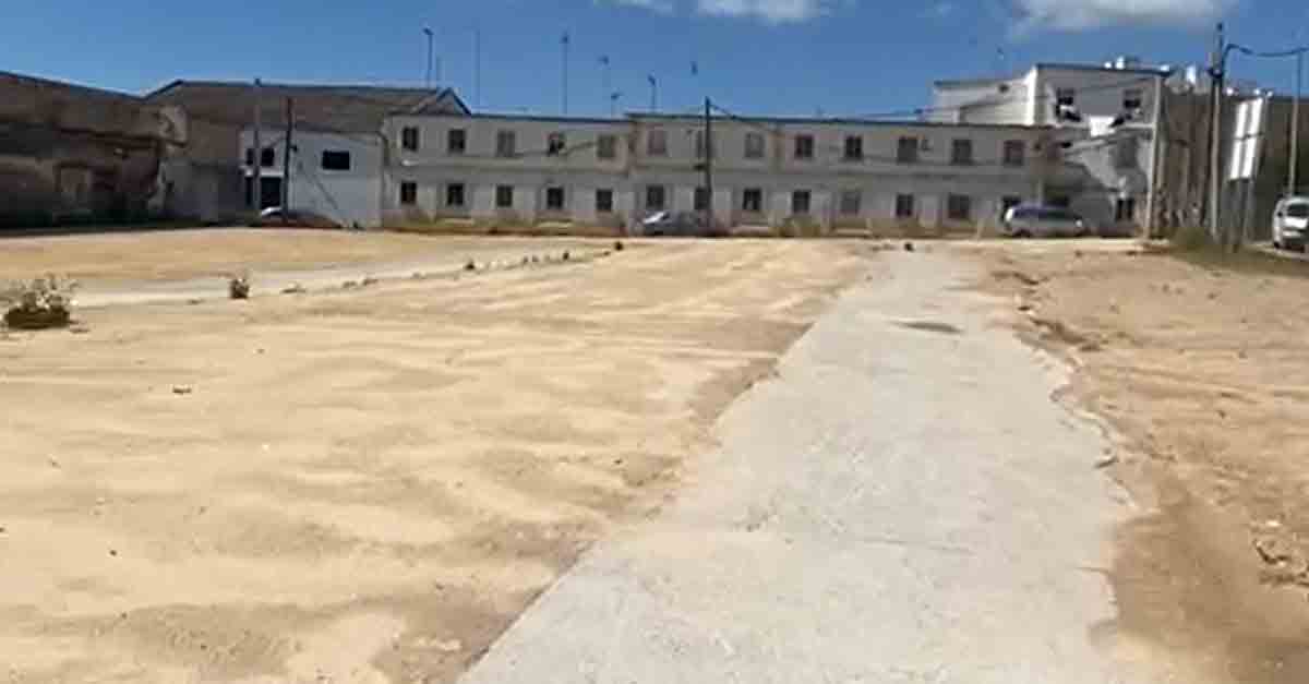 El Ayuntamiento habilita el solar de José Antonio como aparcamiento provisional