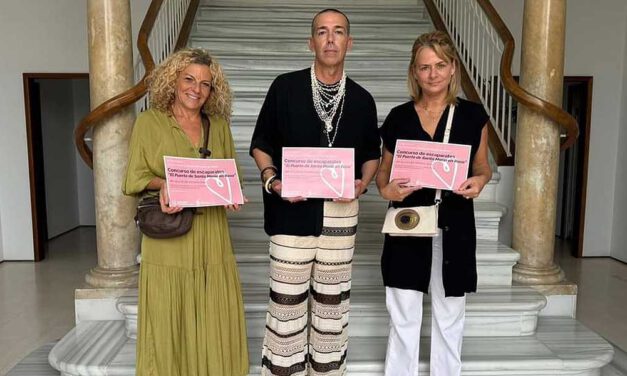 La Asociación Española contra el Cáncer pone en marcha un concurso de escaparates por el Día contra el Cáncer de Mama