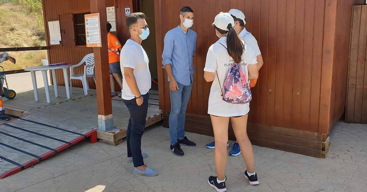 El PSOE denuncia falta de coordinación con los auxiliares de playas