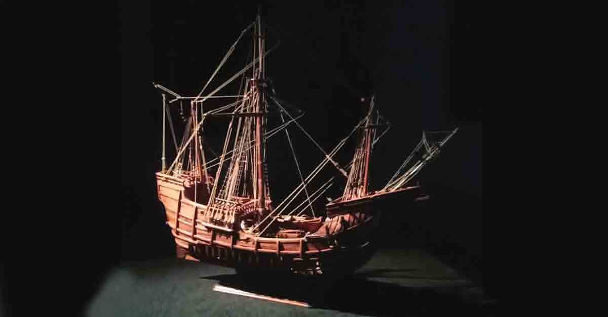 Nueva pieza del mes, una reconstrucción a escala de la Nao Santa María