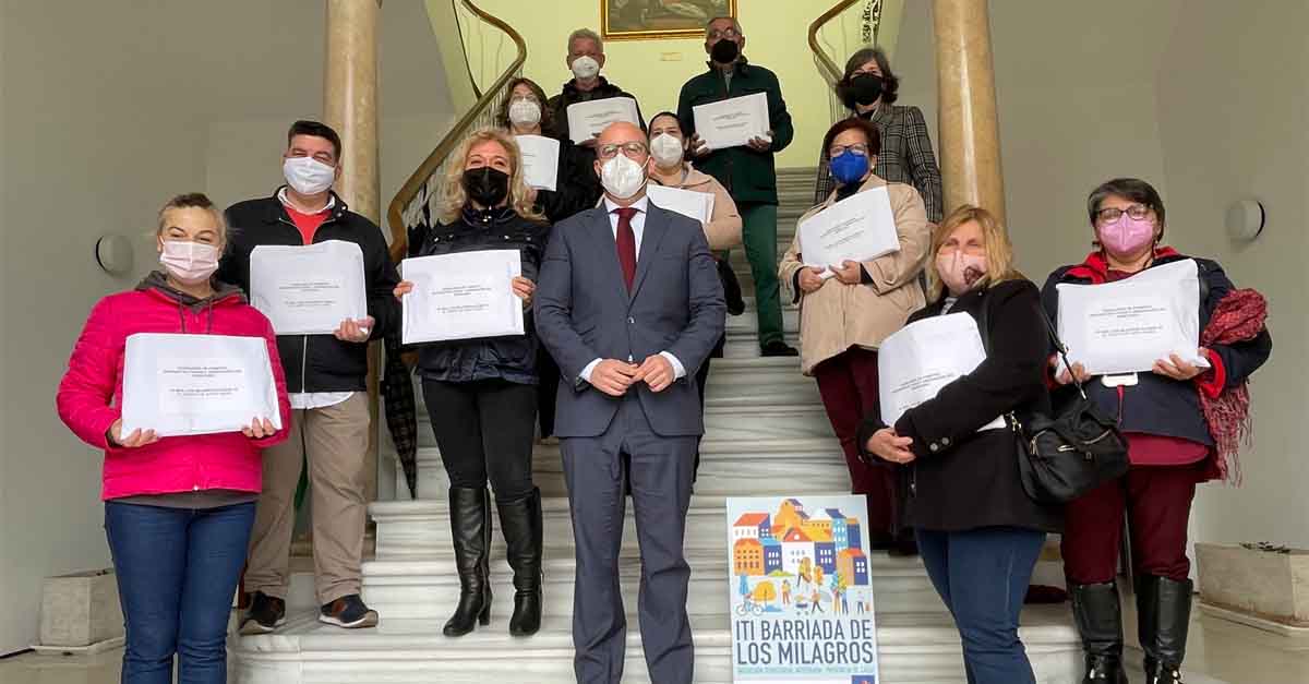 Las comunidades de propietarios de Los Milagros concluyen los trámites para la rehabilitación