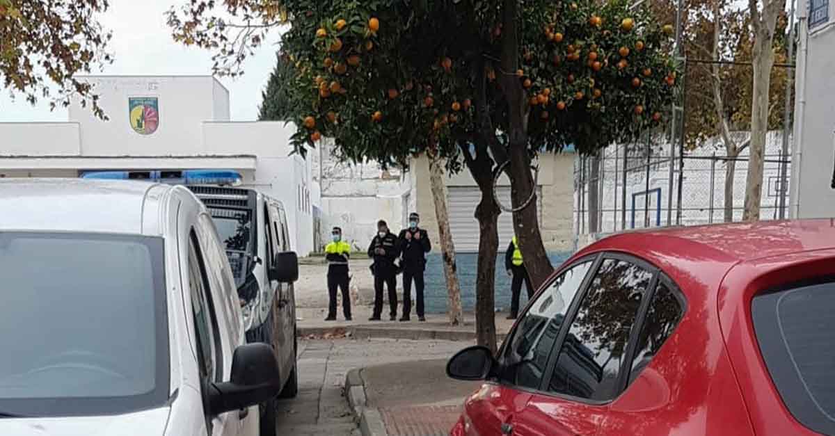El PSOE pide explicaciones al gobierno local por los cortes de luz y agua en Los Milagros