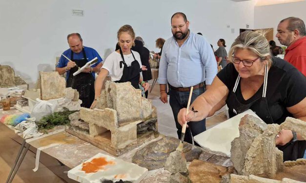 Finaliza el curso "Técnicas de Construcción de Belenes" con la participación de 15 personas