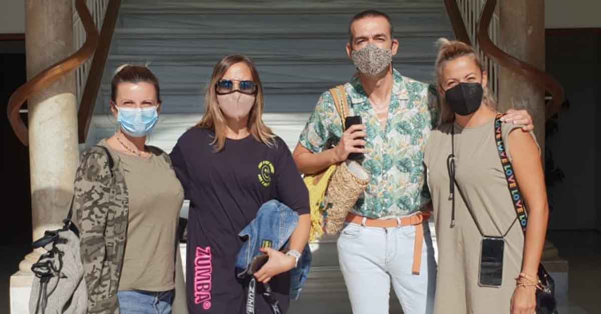 El grupo de zumba de la escuela Bailates su participará en los próximos pasacalles