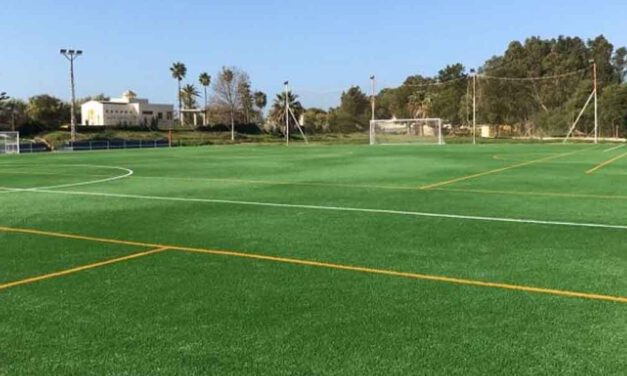 El Ayuntamiento de El Puerto contrata el anteproyecto para el cambio de césped del Campo de la Ciudad Deportiva