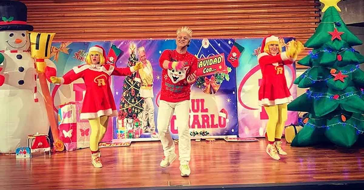 El Paseo celebra la llegada de la Navidad con el concierto de Raúl Charlo