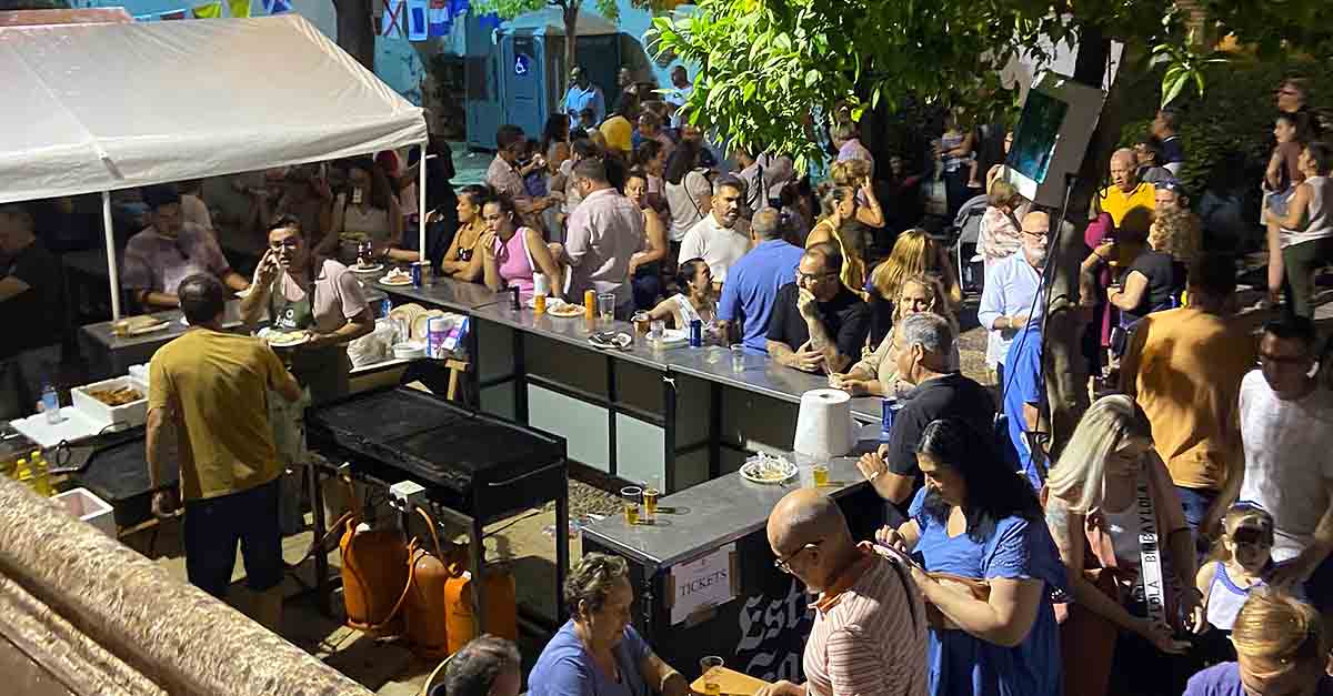 Éxito de la primera Velada de la Virgen del Carmen en la Plaza Colón