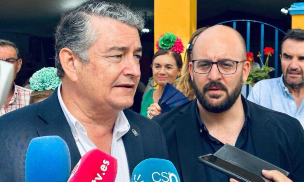 Antonio Sanz anima a los portuenses a votar el próximo domingo "porque es mucho lo que se juega en Europa"