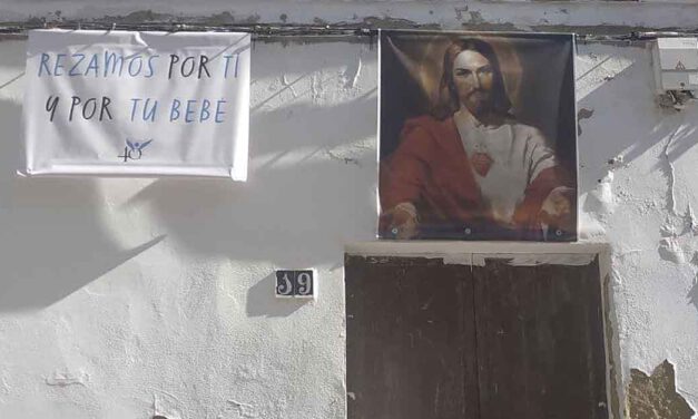 Denuncian acoso a las mujeres a las puertas de la clínica Poliplanning