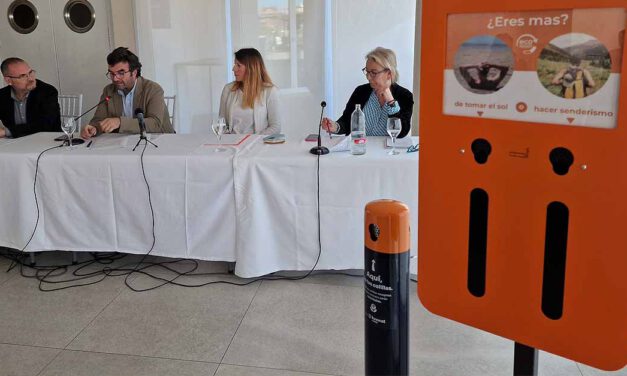 Inaugurada la “I Jornada Cero Colillas”, que aborda el impacto medioambiental de este tipo de residuos