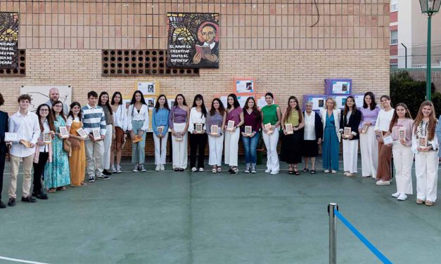 El colegio Luisa de Marillac entrega los premios del XXI Certamen de Relatos Cortos Sor María Aguilar