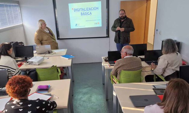 Inaugurado el curso de Digitalización Básica, que ayuda a romper la brecha digital