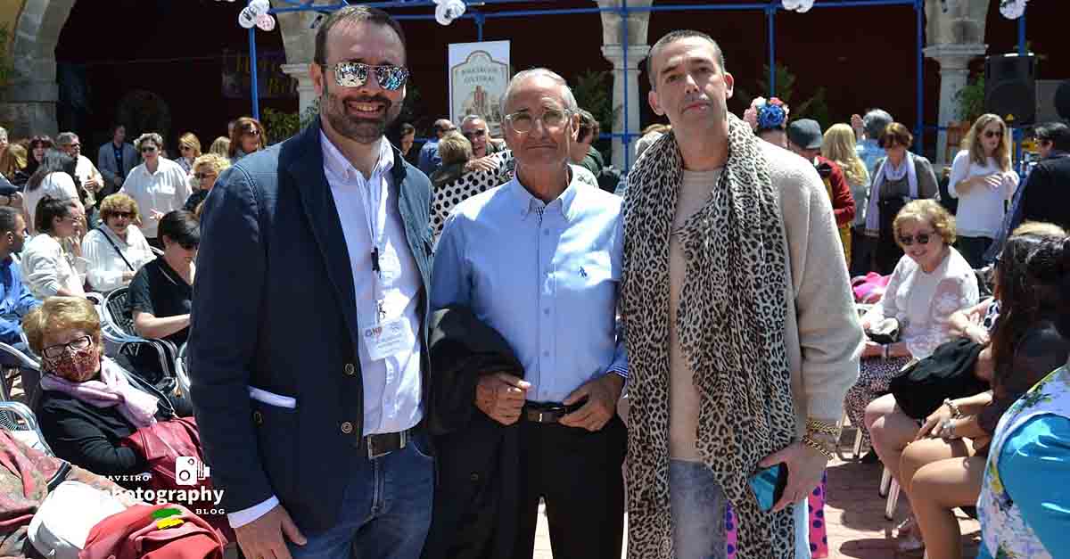 Celebrado el desfile benéfico de moda flamenca de la Asociación Nueva Bahía