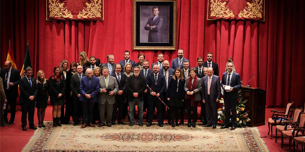 Germán Beardo entrega las Distinciones de la Ciudad 2023 el día de fundación de El Puerto