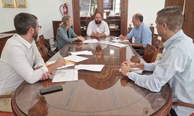 Bello aborda con los portavoces el borrador de la Agenda Urbana 2030