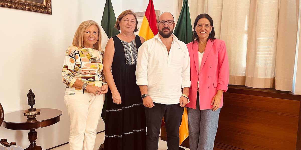 El Ayuntamiento iluminará su fachada de rosa por el Día Mundial contra el Cáncer de Mama