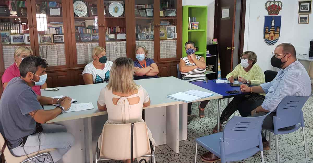 La Eracis aborda con la AAVV Sudamérica la realización de diversas actividades de dinamización
