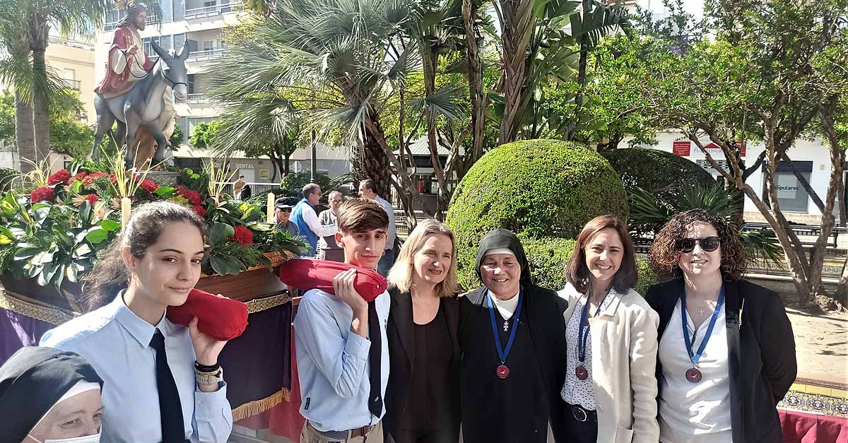 Los centros escolares portuenses salen a la calle por el Viernes de Dolores