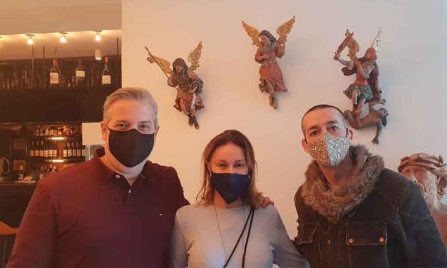 El restaurante Casa Flores acoge una exposición sobre la Semana Santa