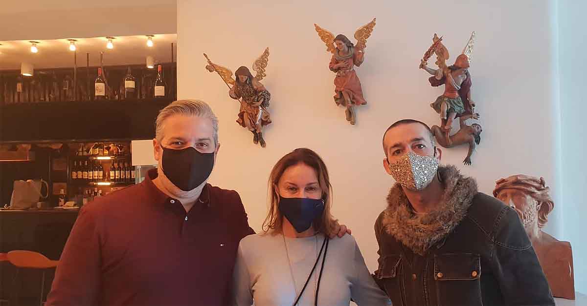 El restaurante Casa Flores acoge una exposición sobre la Semana Santa