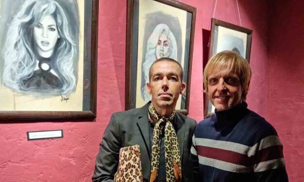 Pepe Hinojosa estrena “Pop portrait”, una exposición de pintura que el pub Stardust
