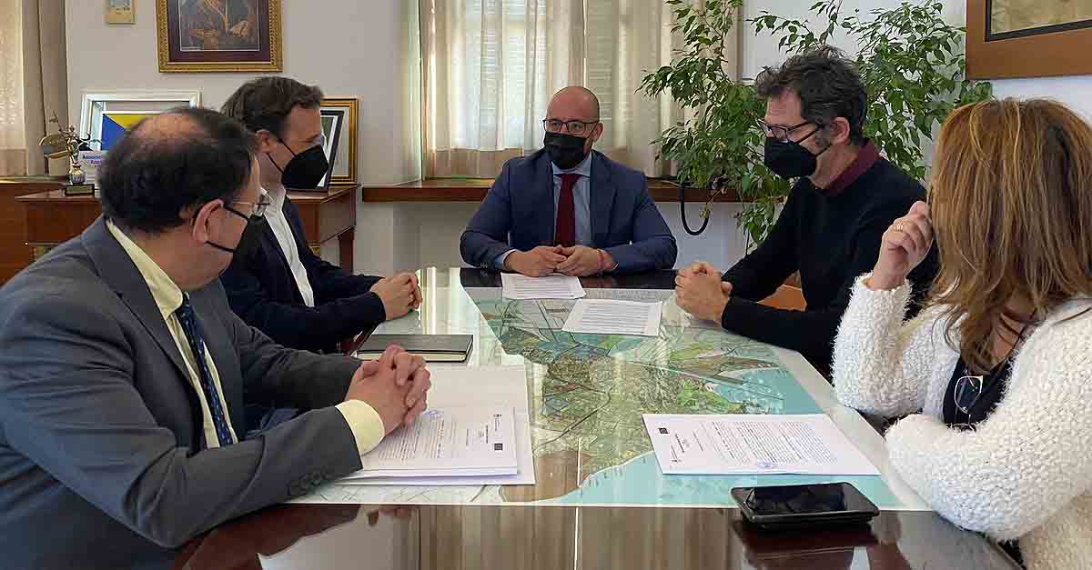 Firmado el contrato para la redacción del proyecto del Paseo Fluvial de El Puerto
