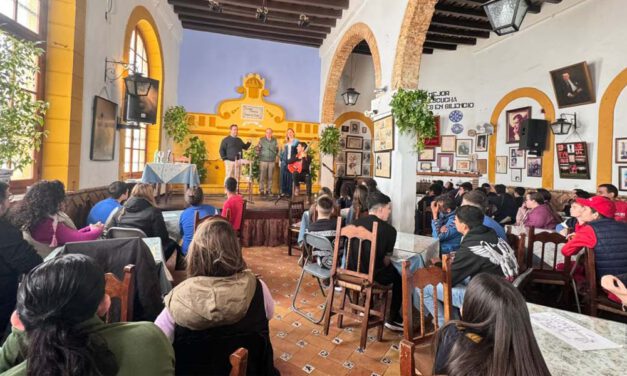 Cerca de 400 alumnos de El Puerto se acercan al Flamenco con la Oferta Educativa Municipal