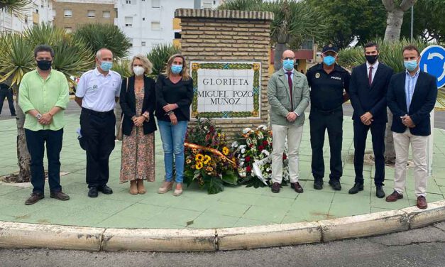 Homenaje a los agentes que han perdido su vida en acto de servicio