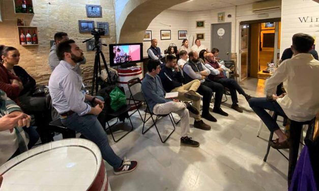 Éxito del Foro Cofrade organizado por NNGG El Puerto