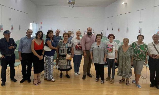 El Centro Cívico acoge la exposición fotográfica "Los Milagros en femenino"