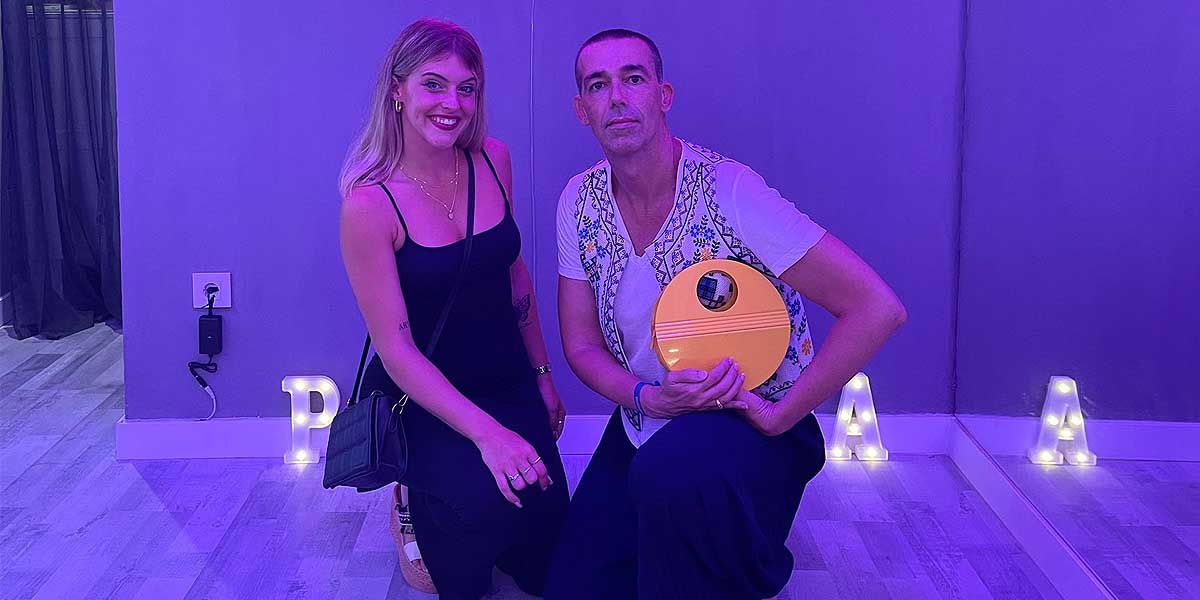 Calleja felicita a Andrea Sara Hinojosa por la inauguración de “e-MOTION dance studio”