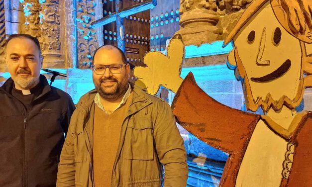 Bello destaca el éxito de Holywins, que llenó la Plaza de España