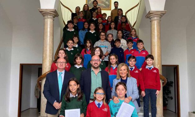 El Puerto se suma al llamamiento mundial a favor de la Infancia