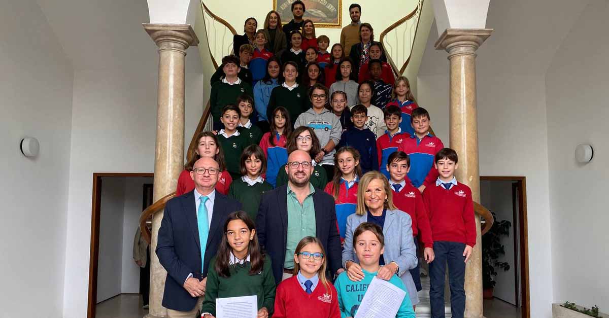 El Puerto se suma al llamamiento mundial a favor de la Infancia