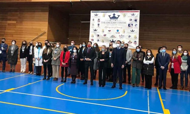 Campos felicita al Centro Inglés por el V University Workshop