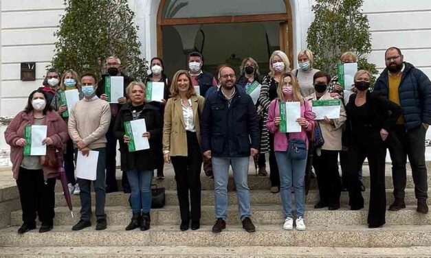 Los beneficiarios de la ITI Los Milagros reciben el primer pago para iniciar las obras de rehabilitación