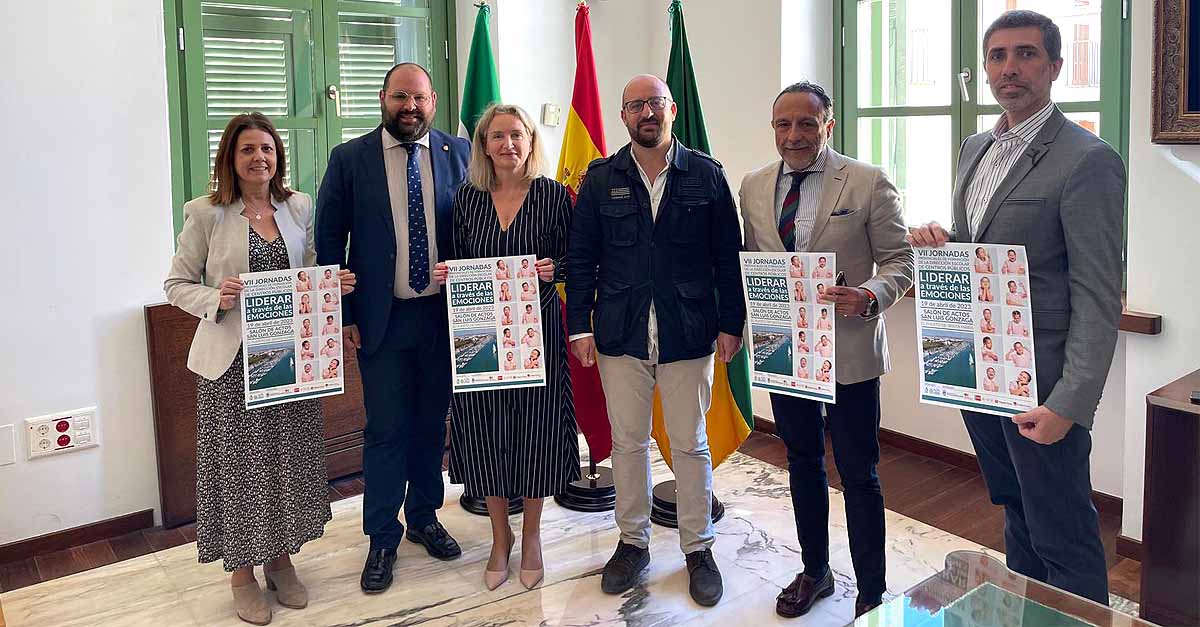 Un centenar de directores de colegios se dan cita en El Puerto para abordar la enseñanza a través de las emociones