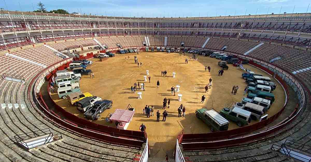 Puerta Grande para la I Concentración de Land Rover Clásicos
