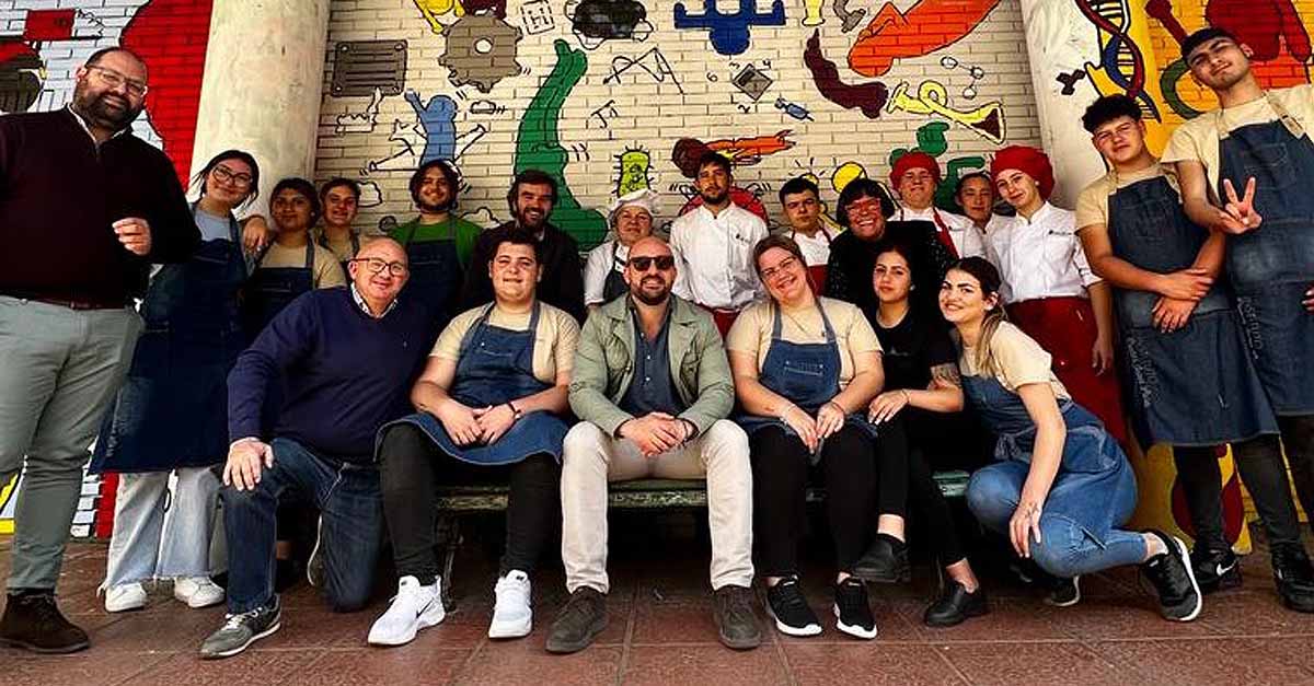Germán Beardo destaca el alto nivel del módulo de Hostelería del IES Juan Lara
