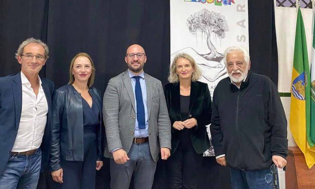 El IES La Arboleda cumple 25 años de historia "creciendo juntos en El Puerto"