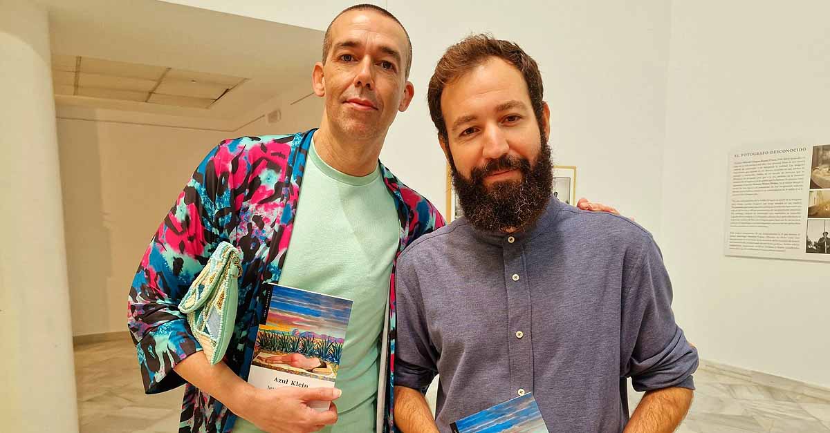 Juan Antonio Núñez presenta en El Puerto su novela "Azul Klein"